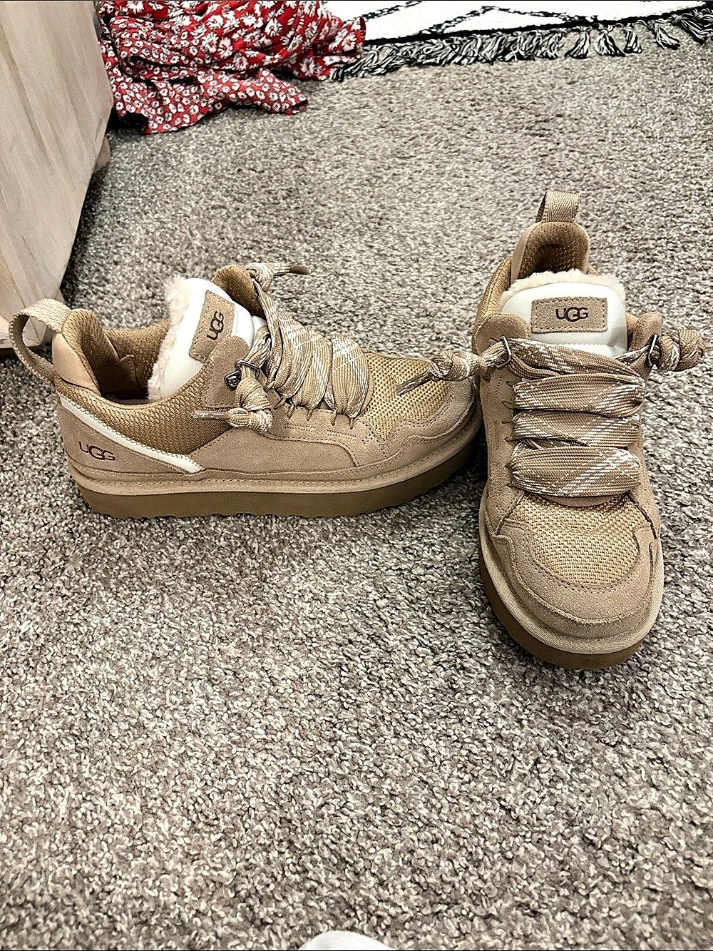 UGG Sneaker Tan Casual Sneakers